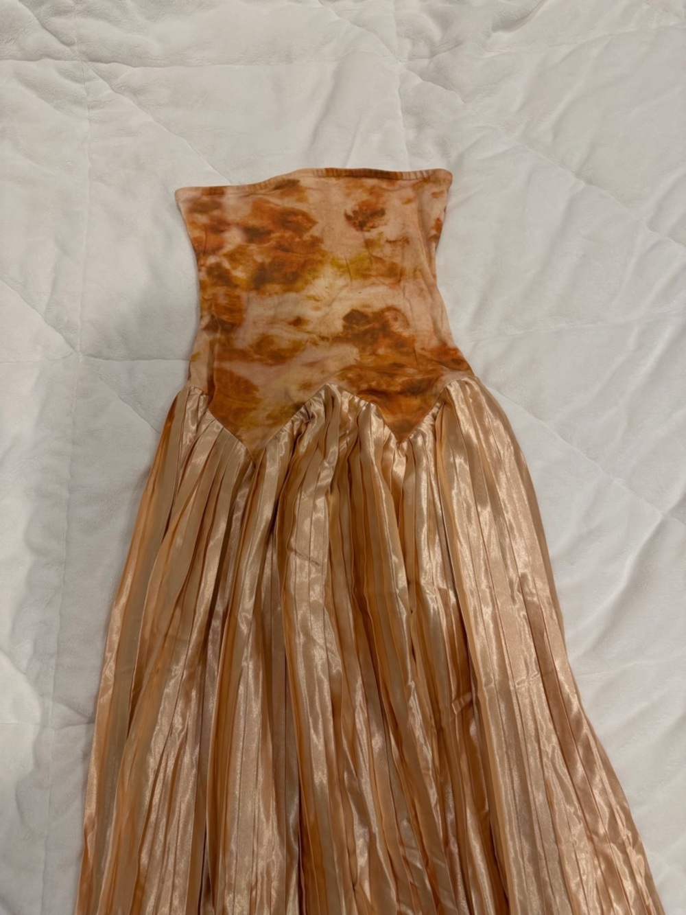 Strapless Two-Tone Satin Pleated Maxi Skirt – Peach/Tan